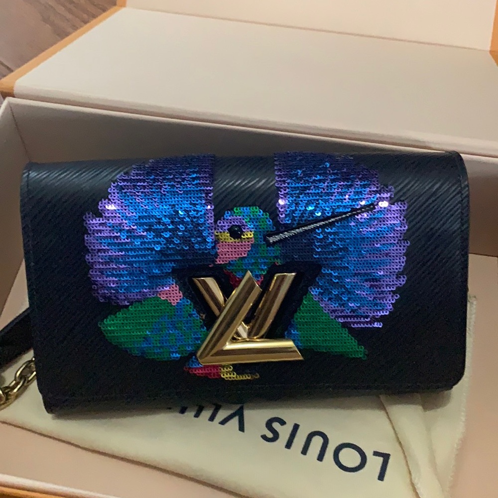 Louis Vuitton EpiLeather Hummingbird Crossbody